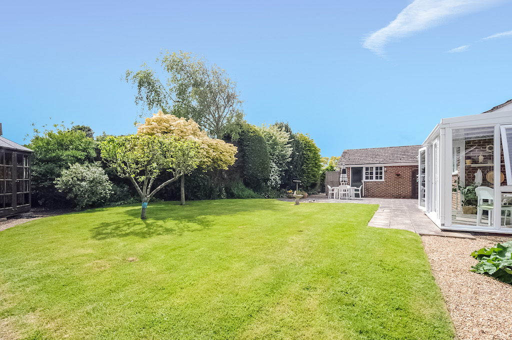 Property for Sale, West Wittering Windrush, 2 Middlefield Baileys